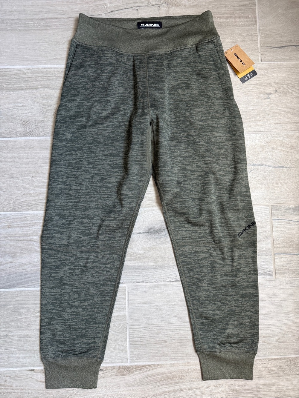 Dakine Liberator Lightweight Fleece Jogger Pants Womens M Peat Green Heather NWT
